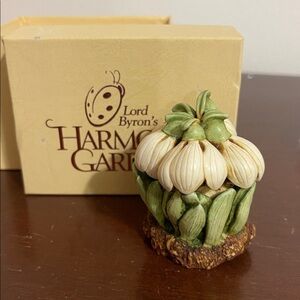Harmony Kingdom “snowdrop” Figurine Box